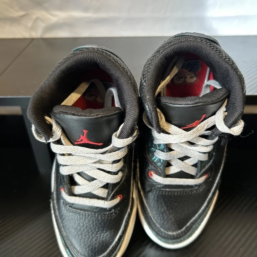 Rare Nike GS Air Jordan 3 Retro Moto Black/Siren Red/Jade FV5438-001 Size 11C - Picture 6 of 7